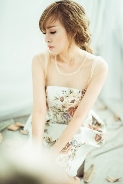 “Bà Tưng” Huyền Anh cover hit “Hậu duệ mặt trời” - 3