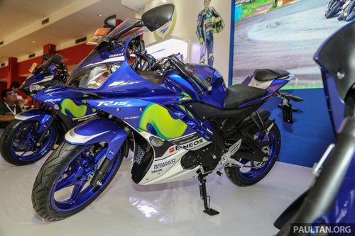 Yamaha R15 Movistar 2016 đậm chất thể thao xuất hiện - 1