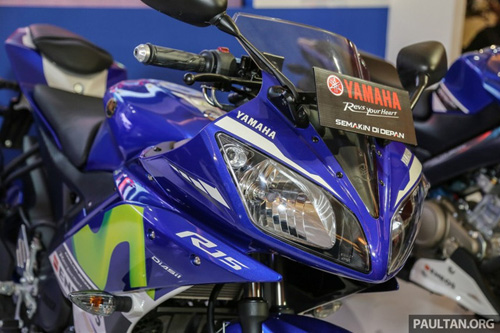 Yamaha R15 Movistar 2016 đậm chất thể thao xuất hiện - 3