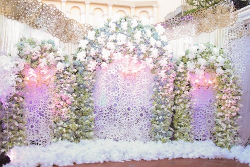 Cô dâu Thúy Diễm chi 450 triệu cho 3 chiếc váy cưới - 4