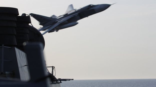 Mỹ cảnh báo bắn hạ máy bay Nga khiêu khích - 1