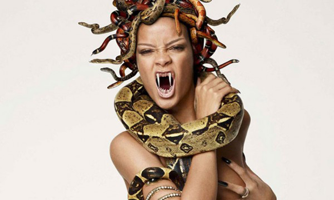 Một ca sĩ cá tính như Rihanna thì chắc chắn không thể bỏ qua những loài động vật thú vị này