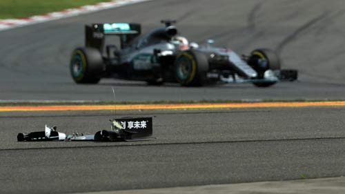 F1 - Chinese GP: Kẻ liều thì được nhiều - 1