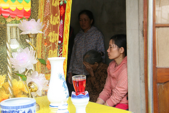 Nhiều uẩn khúc vụ cúp điện nhưng vẫn bị điện giật chết - 2