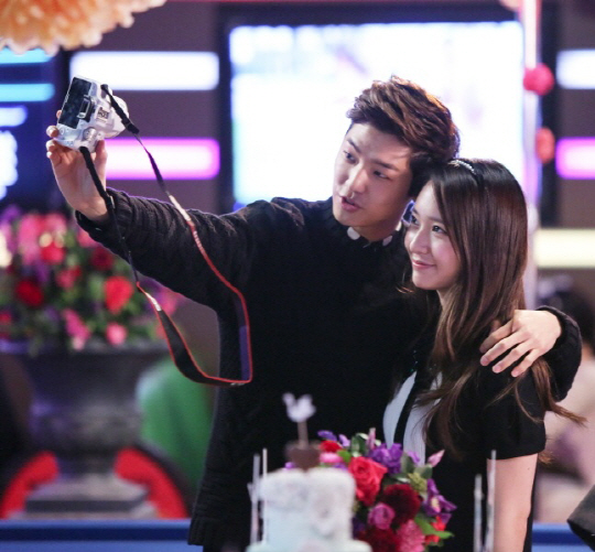 5 cặp đôi phụ hot nhất phim của biên kịch "Hậu duệ" - 2