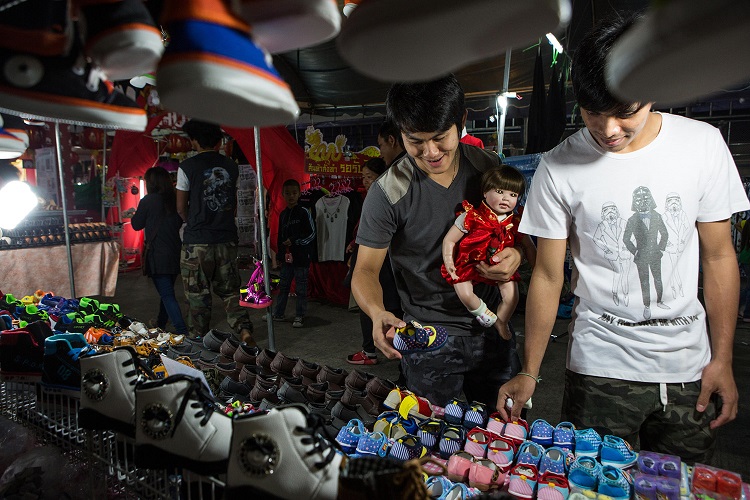 Cơn sốt nuôi búp bê như con đẻ ở Thái Lan - 3