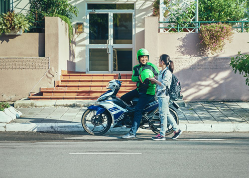 GrabBike giảm giá sốc, tham vọng phục vụ 1 triệu khách hàng - 1