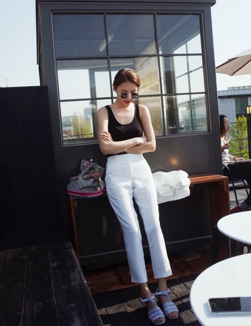 An toàn mãi rồi, giờ mặc “cọc cạch” thôi! - 4