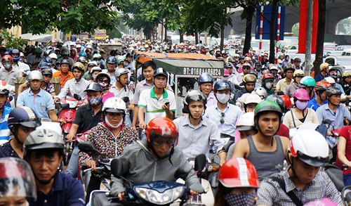Chính thức bỏ thu phí đường bộ đối với xe máy - 1