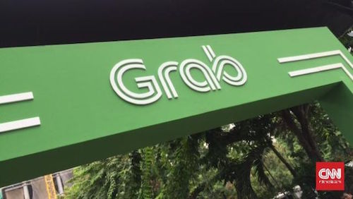 uberMOTO vừa ra đời, GrabBike ngay lập tức giảm giá "sốc" - 1