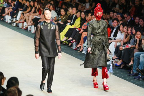 Thanh Hằng cuốn hút làm vedette show của Công Trí - 9
