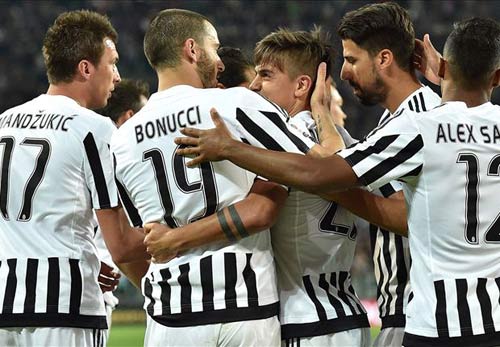 Vô địch 5 lần liên tiếp, Juventus quậy tung trời - 2