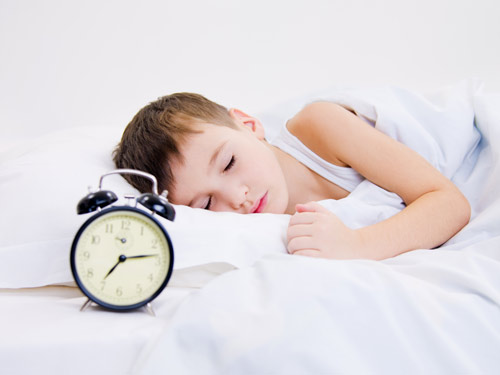 Dinh dưỡng và giấc ngủ quan trọng thế nào với chiều cao của trẻ? - 1