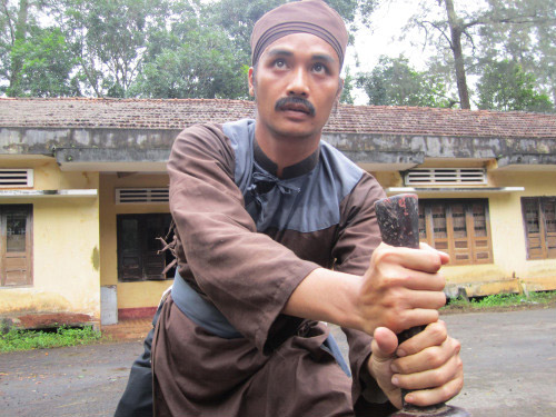 Lý Anh Tuấn dấn thân làm tình báo trong “Vết dầu loang” - 1