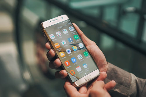 Samsung Galaxy S7/Galaxy S7 edge tại Việt Nam: Trung bình mỗi phút bán ra một máy - 1