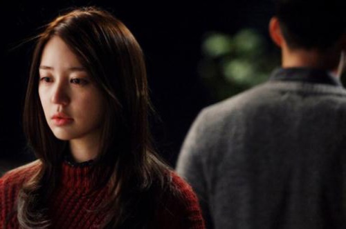 Thư tình: Tôi không thể chấp nhận con người dưng - 1