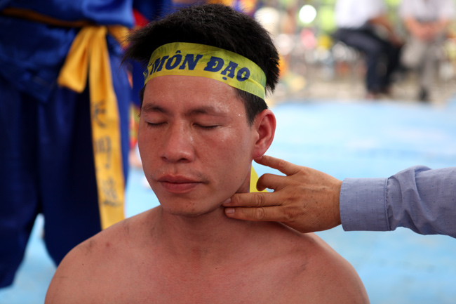 Tuyệt đỉnh công phu: Làm mạch... ngừng đập - 2