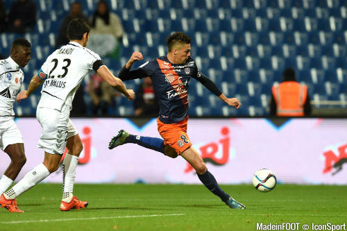 Nã "đại bác" cháy lưới đối thủ đẹp nhất vòng 35 Ligue 1 - 1