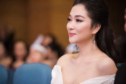 Số phận lặng lẽ của những Hoa hậu Việt làm mẹ đơn thân - 2