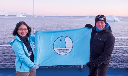 Cô gái mang thông điệp giới trẻ Việt đến Nam Cực - 1