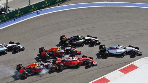 F1, Russian GP: "Sao quả tạ" ám hại Vettel - 1