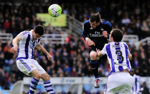 Tiêu điểm vòng 36 Liga: Barca mát ga, Madrid vượt “ổ gà” - 1