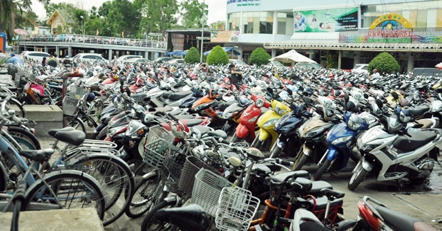 Người Sài Gòn vào công viên nước trốn nắng - 6