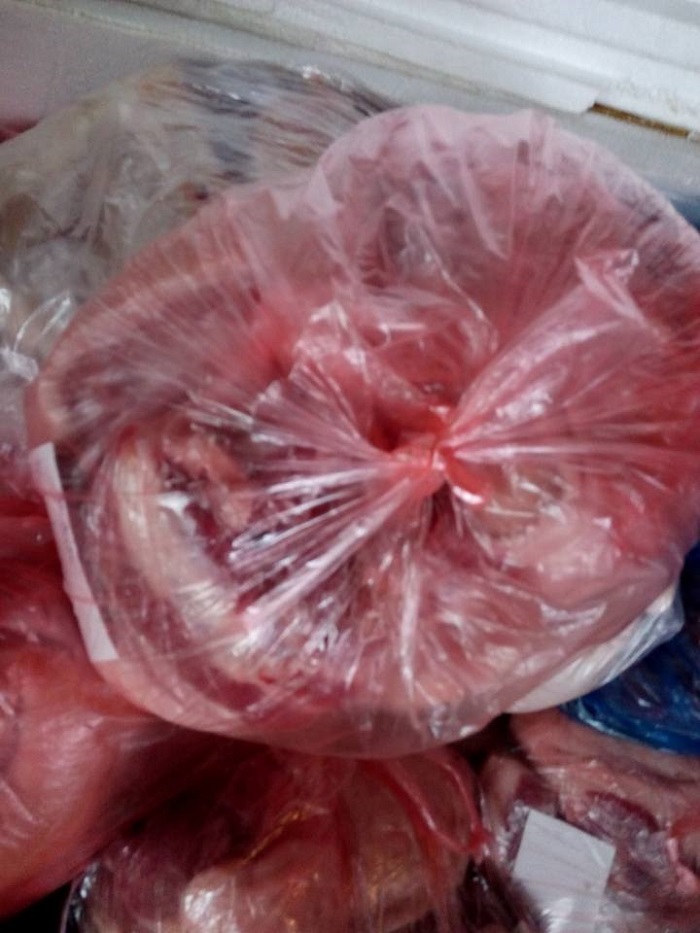 Lo ngại thực phẩm bẩn, rau thịt quê "hút" khách thành phố - 3