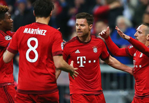 Bị loại, Bayern vẫn san bằng kỉ lục của MU ở cúp C1 - 1