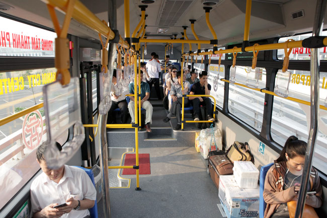 Trải nghiệm xe buýt "5 sao" của Thủ đô - 4