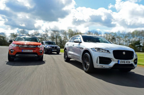 So kè Jaguar F-Pace, Land Rover Discovery Sport và BMW X3 - 1