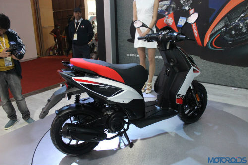 Aprilia SR 150 giá dưới 33 triệu đồng “ngon” hơn Vespa? - 2