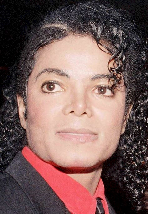 The impressive 25 years of "plastic surgery" of pop king Michael Jackson - 5