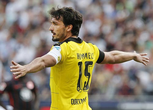 Chính thức: Bayern "cướp hàng" MU, tậu luôn Hummels - 2