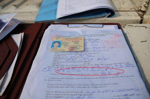 Tắm heo, “tắm” cả người đi trên cao tốc HN-Bắc Giang - 6