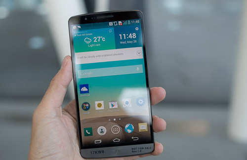 Loạt smartphone RAM 3 GB, màn hình lớn giá từ 3 triệu đồng - 5