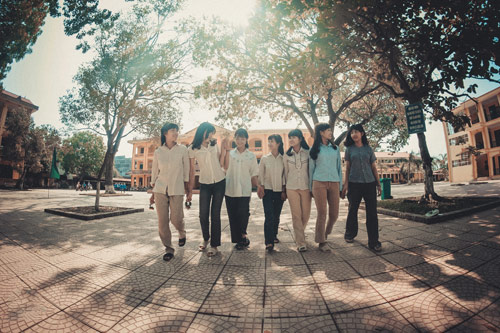 Bộ ảnh kỷ yếu phiên bản thôn nữ "gây sốt" - 15