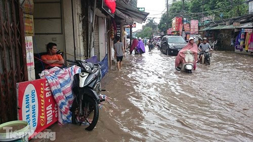 Bắc Bộ đón mưa lớn, Hà Nội có thể ngập úng - 1