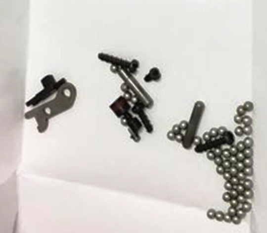 Phát hiện súng trong kiện hàng quà biếu - 2