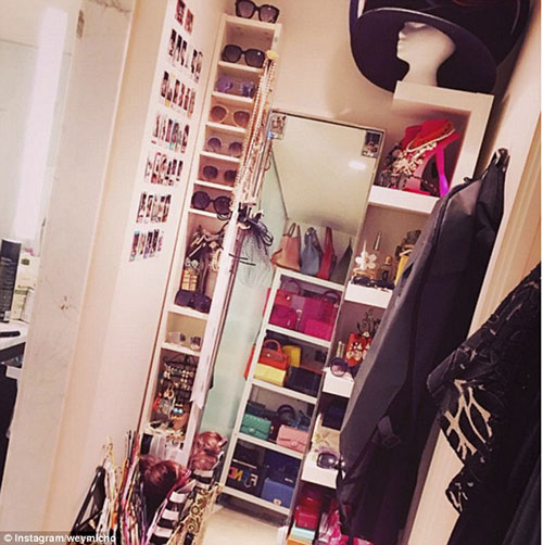 Cuộc sống ăn chơi trác táng của con gái tỷ phú TQ - 9