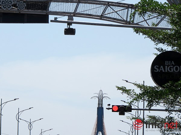 Xe của Chủ tịch TP Đà Nẵng cũng vi phạm giao thông - 1