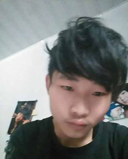 Cặp vợ chồng tuổi teen đăng ảnh con để xin tiền dân mạng - 2