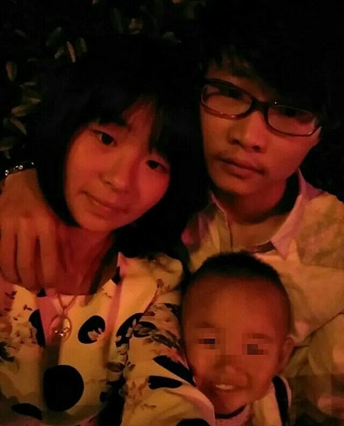 Cặp vợ chồng tuổi teen đăng ảnh con để xin tiền dân mạng - 5