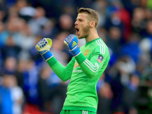 Tin HOT tối 15/5: Thủ thành của Atletico lập kì tích - 3