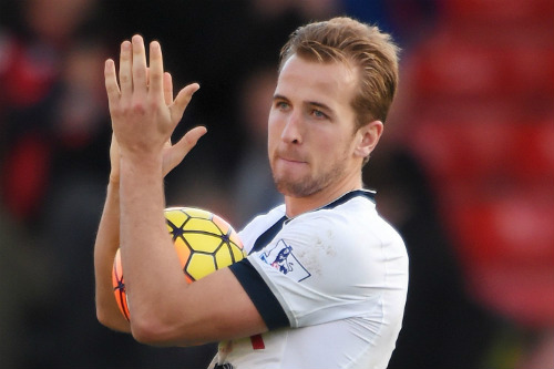 Tin HOT tối 16/5: Juve chỉ muốn mua Ozil với giá bèo - 1