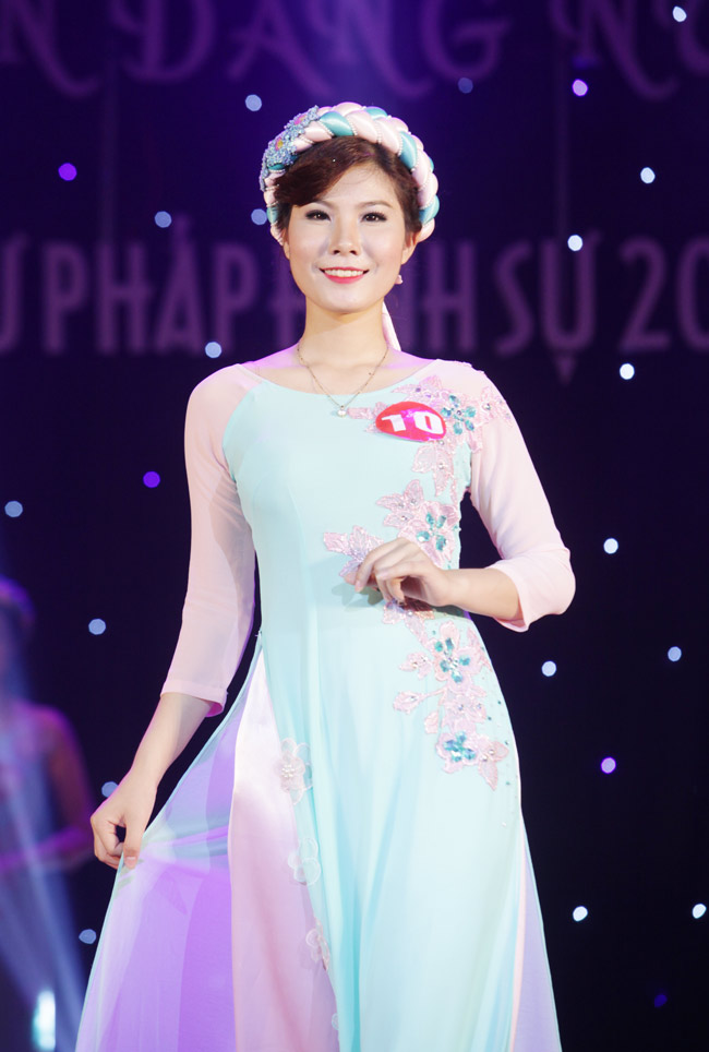 Nữ sinh 19 tuổi giành giải Hoa khôi Tư pháp hình sự - 13