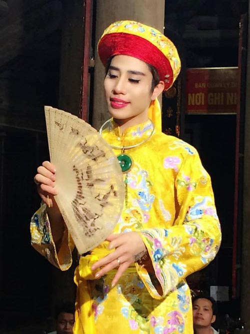 Chiêm ngưỡng vẻ đẹp biến hóa của thanh đồng 9X Hải Dương - 5