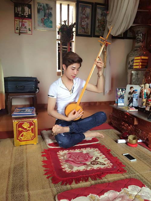 Chiêm ngưỡng vẻ đẹp biến hóa của thanh đồng 9X Hải Dương - 2