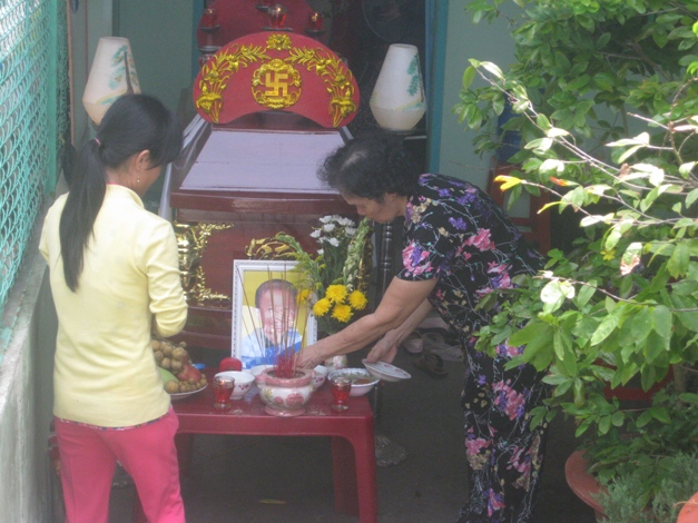 Vụ bé bị điện giật chết: Đang chờ vốn để sửa công viên - 2