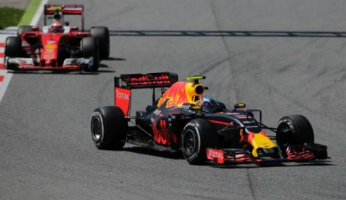 F1, kỳ tích lịch sử của chàng trai 18: Tài không đợi tuổi - 2